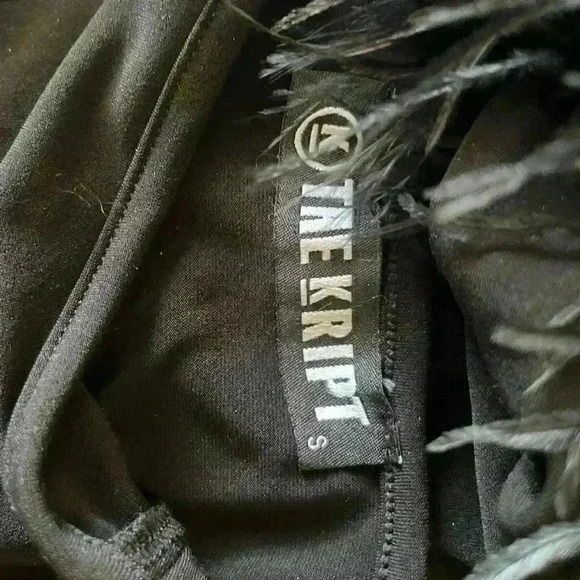 The Kript black feather bottom leggings - Picture 2 of 4